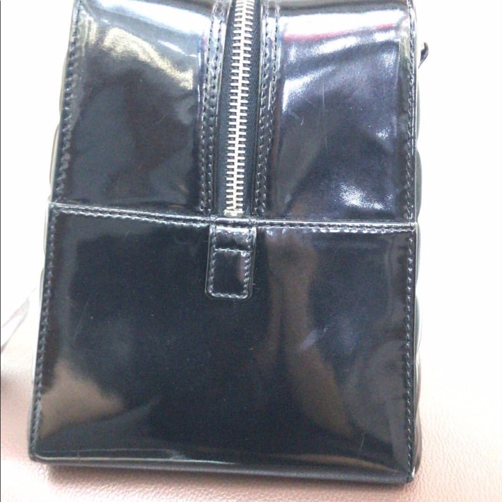 Authentic Vintage Chanel Patent Quilted Boston Bag - Picture 5 of 7
